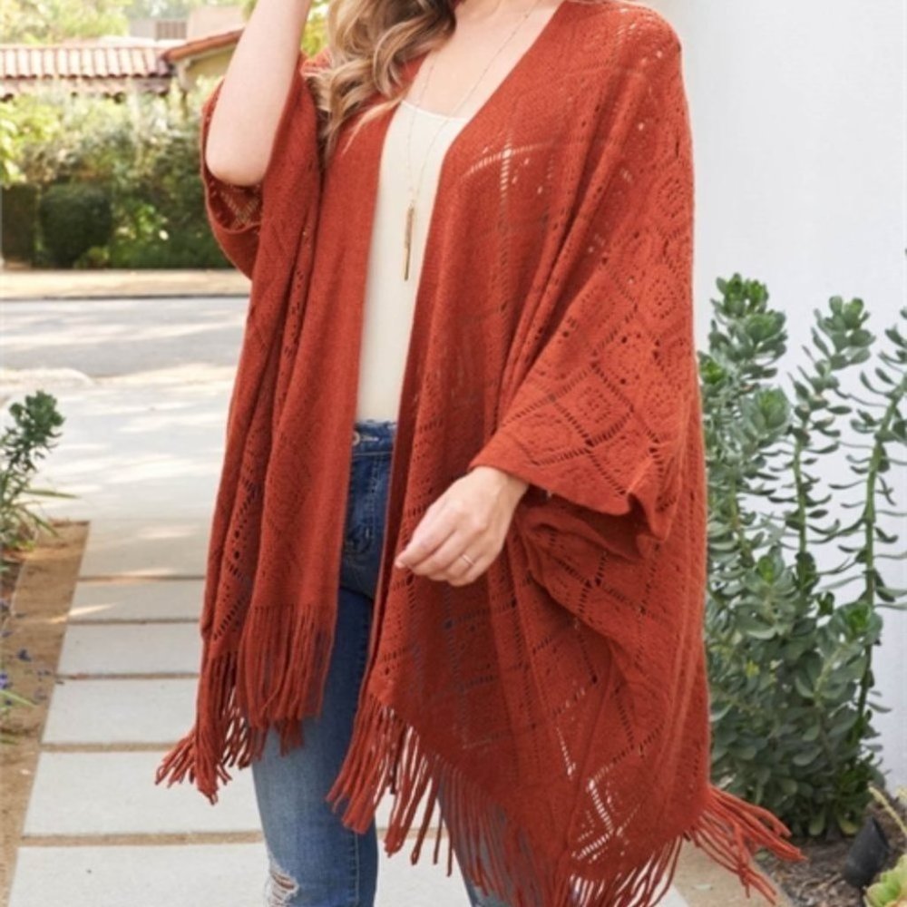 CROCHET DIAMOND PATTERN FRINGE RUANA KIMONO - Picture 5 of 7